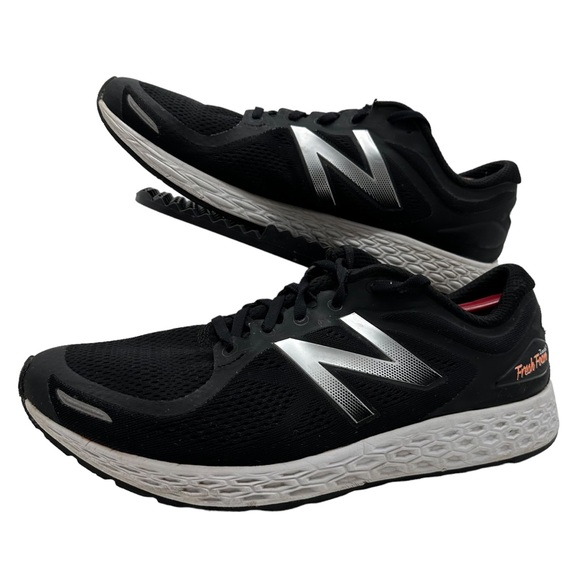 New Balance Mens 13 Fresh Foam Zante V2 Running Shoes...